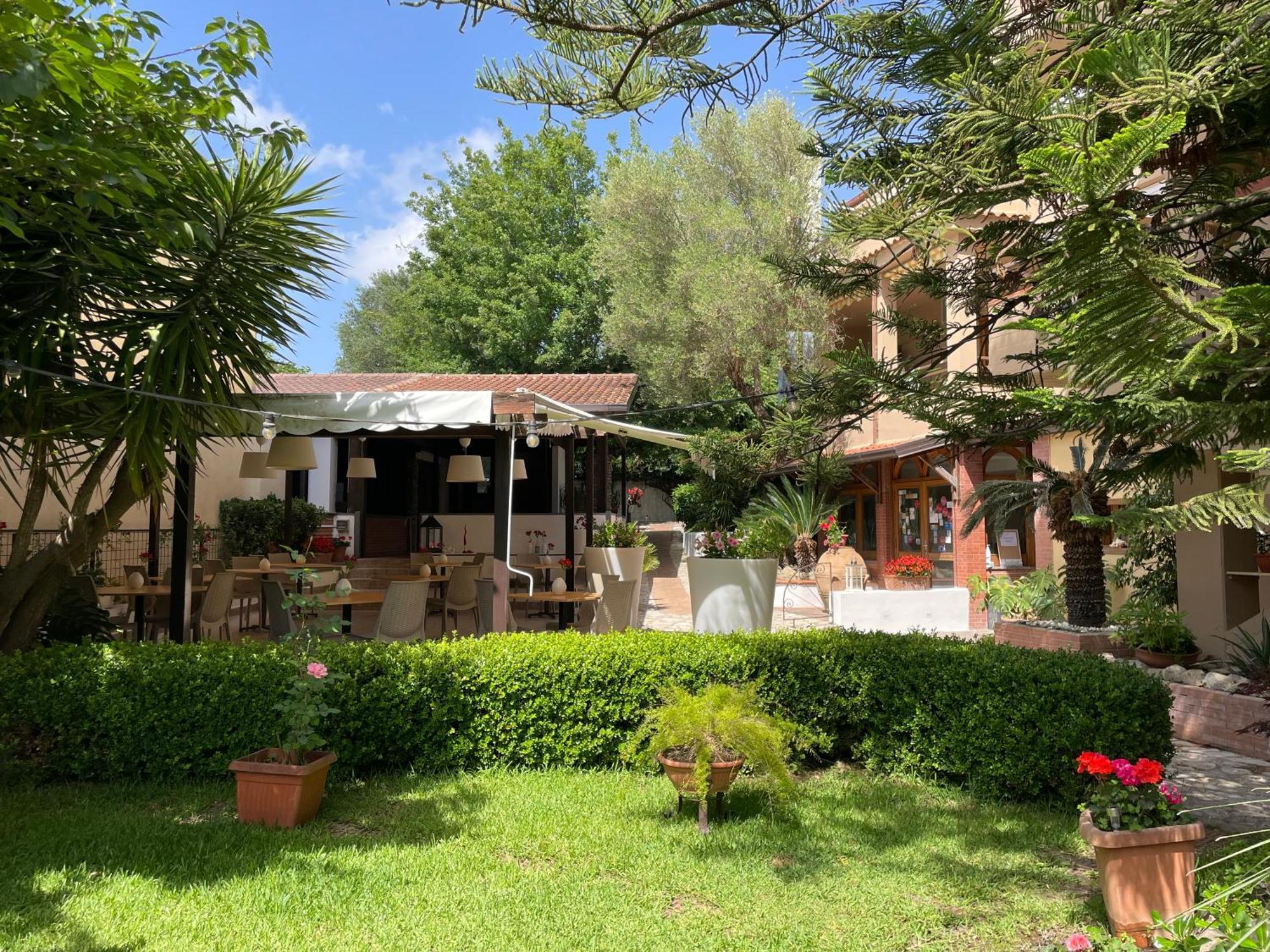 Hotel Residence Da Carmelo Palinuro Εξωτερικό φωτογραφία